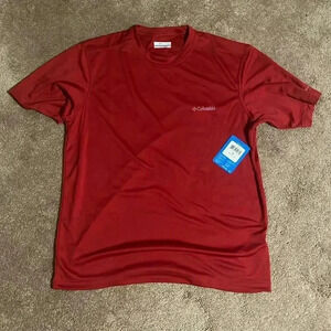Columbia men’s size medium shirt